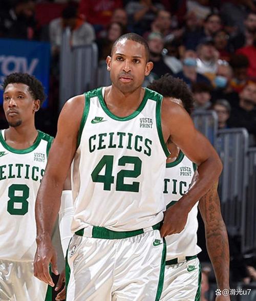 勇士115113火箭3喜1忧！格林+霍福德惊喜发挥，一号位隐患还是大