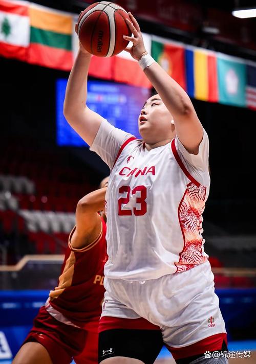 总决赛场均轰17+7！中国女篮2米07王牌练级归来：世预赛当核心