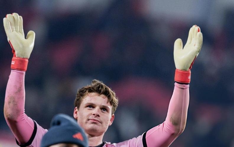 乌尔比希：丢球让人懊恼，但两场比赛进了10球，还是得客观看待