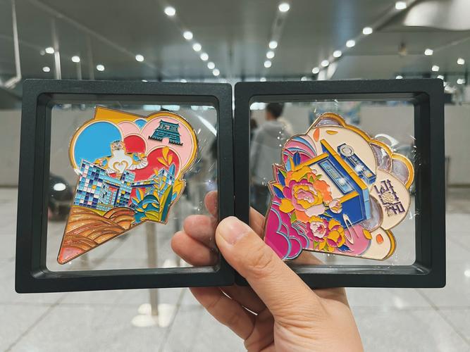 国安元素满满！北京地铁推出国安联名车厢