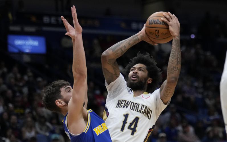 这就填平了鹈鹕首节一度落后18分半场结束双方战至6060平