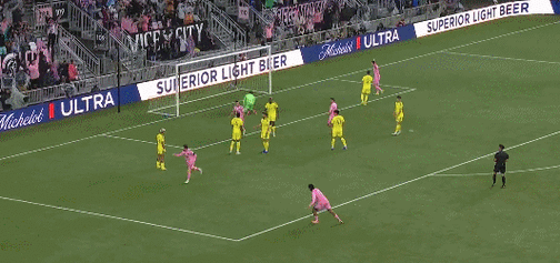 C罗965球！梅西900球！世界足坛唯二两人达成900球大业