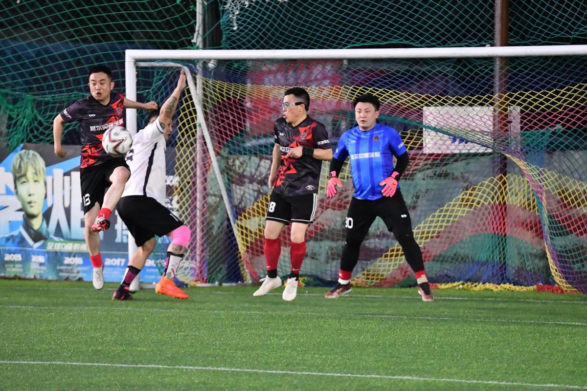 凯塞多：四线拼杀三天一赛太困难了，巴黎联赛延期体能好表现也好