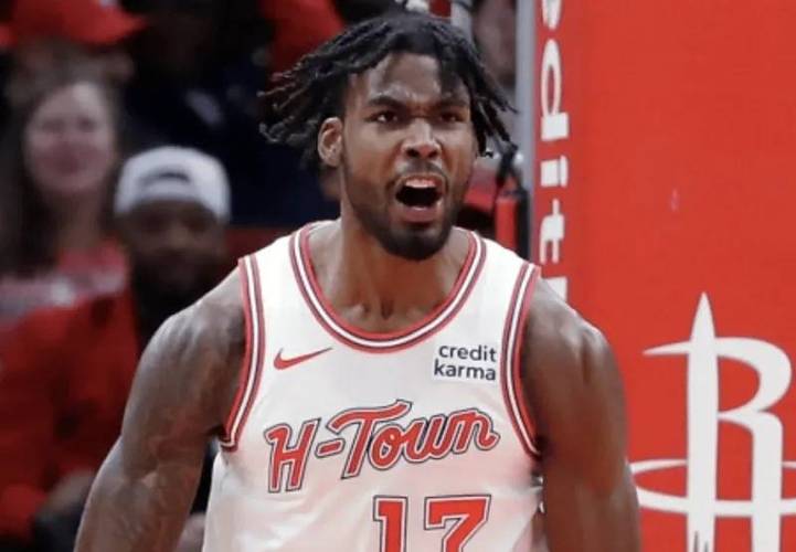 帕金斯痛批火箭进攻：低球商轮流单打+无射手KD被迫成主要持球手