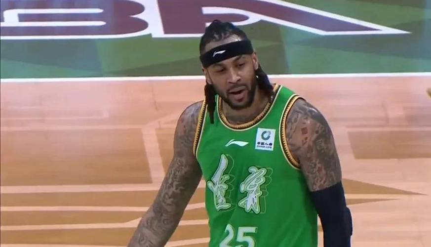 乌戈：不希望只靠一两个球员主宰比赛继伟三分球13中6非常优秀