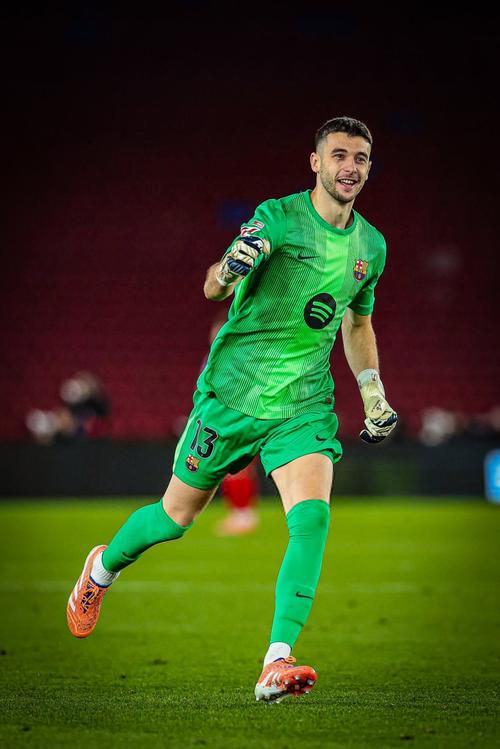 霍安加西亚或因肌肉撕裂缺阵两至三周_西甲直播