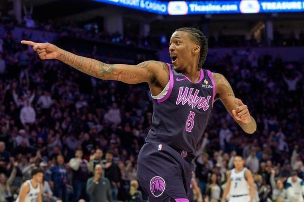 替补猛将！海兰德12中6&三分7中3拿18分3板2助正负值+30冠绝全场