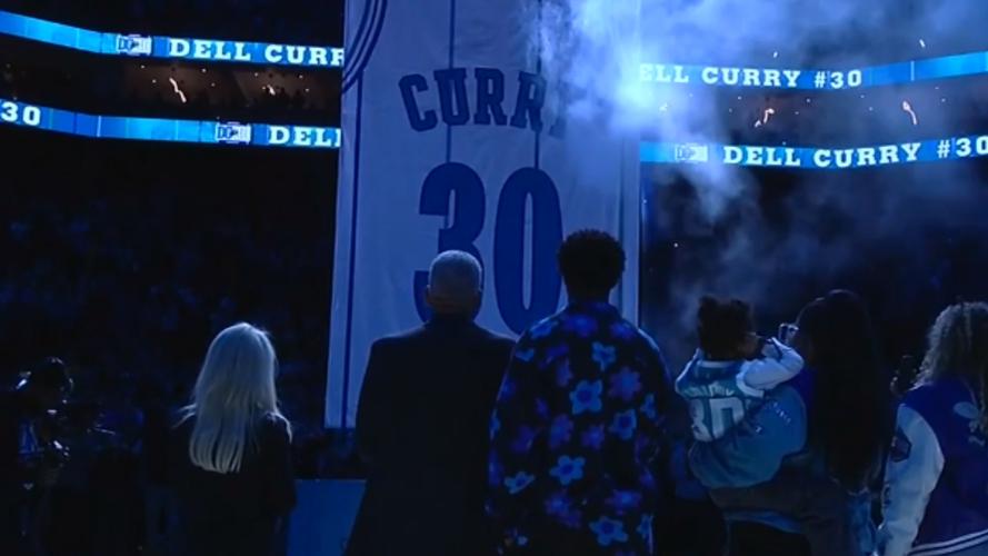 30号球衣退役！库里：恭喜父亲他是我的领路人比我还要爱篮球