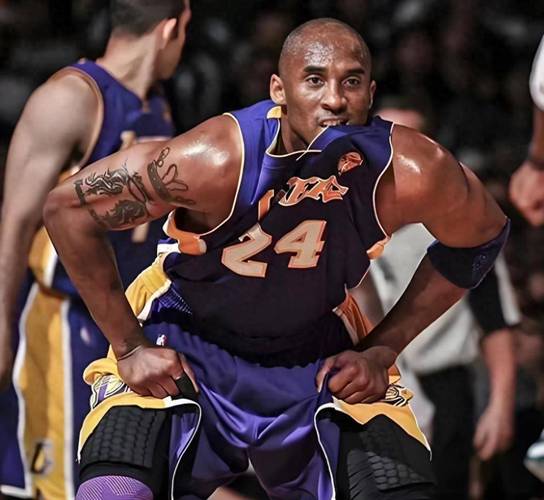 阿泰：小阿里纳斯比他爹强他攻筐像科比&未来会成MVP