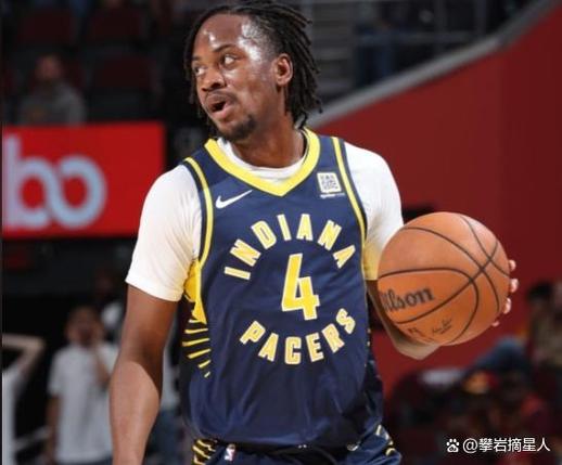 7岁患斑秃！NCAA励志哥“小白”12中100罚球替补轰下26分！