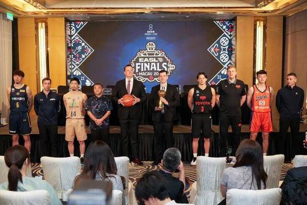 东超CEO李小龙：下赛季计划扩军至16支球队仍在邀请CBA球队参赛