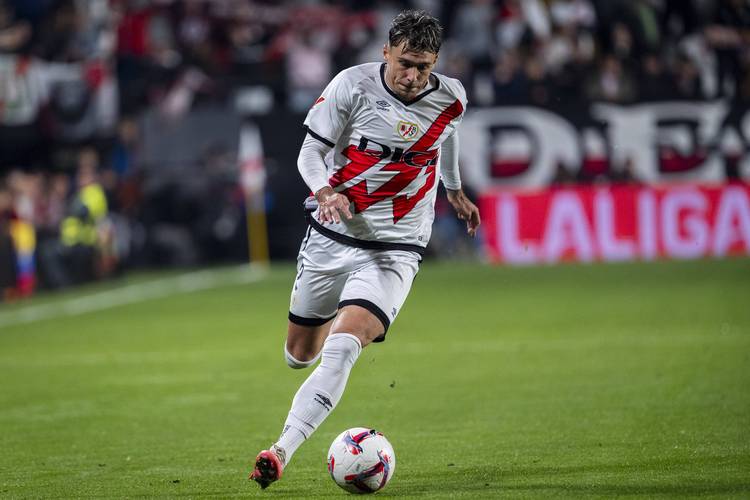 世体：34岁老将科克的出场次数达标，已经与马竞自动续约至2027年