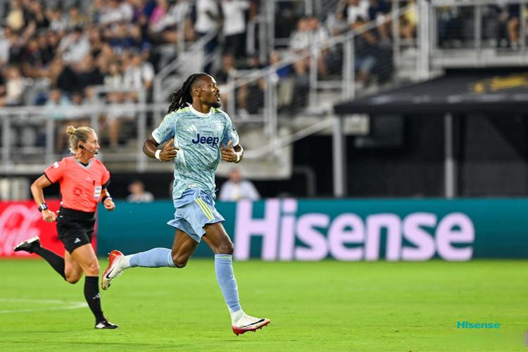 天空：埃利奥特安德森不急于决定未来，曼联曼城阿森纳对他有意