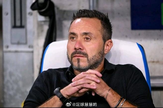 迪马：德泽尔比并不急于复出执教，下赛季才会考虑重返教练席