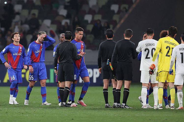 土耳其vs罗马尼亚首发：恰尔汗奥卢、居莱尔、伊尔迪兹均先发出场