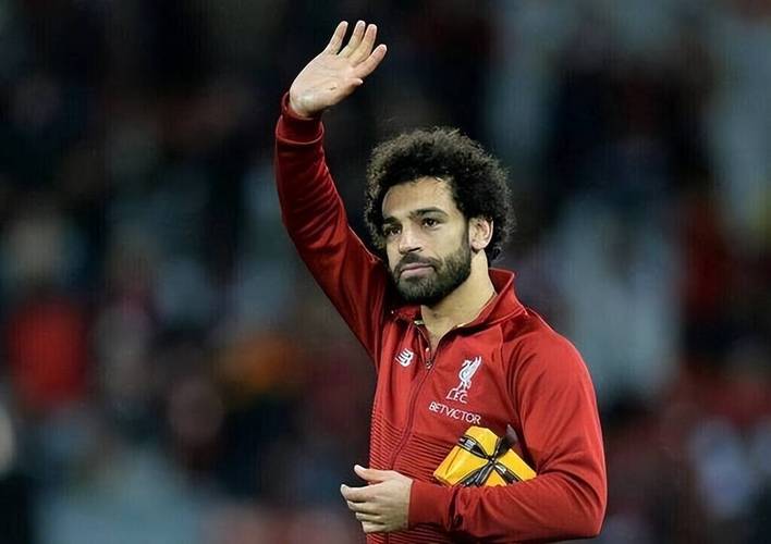 杰拉德：利物浦想替代萨拉赫，必须签下世界顶级边锋之一才行